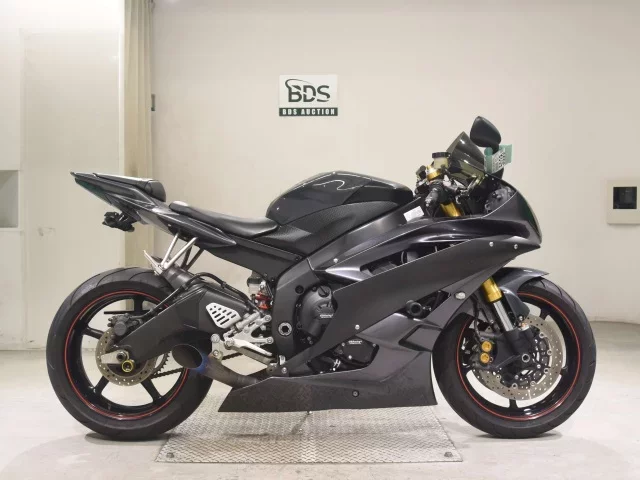 Yamaha 6 лот № 5038 оценка 4  с аукциона в Японии