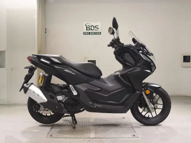 Honda ADV160