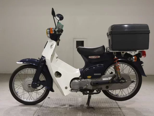 Honda C90
