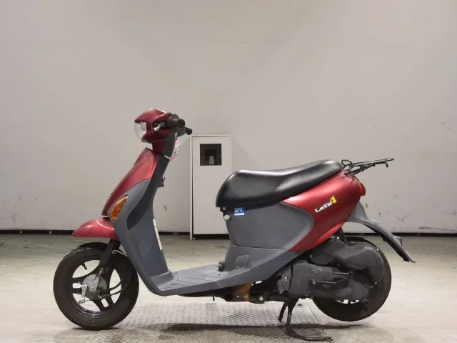 Suzuki LET S4