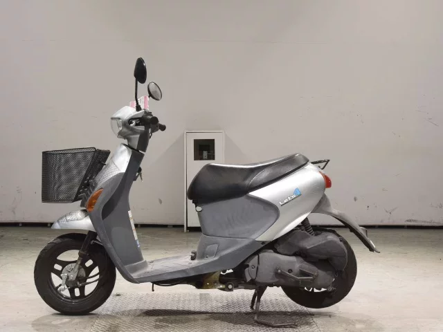 Suzuki LET S4