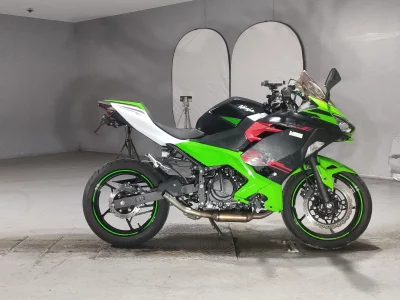 Kawasaki NINJA400