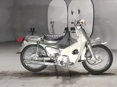 Honda SUPER CUB90