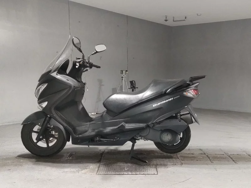 Suzuki BURGMAN200