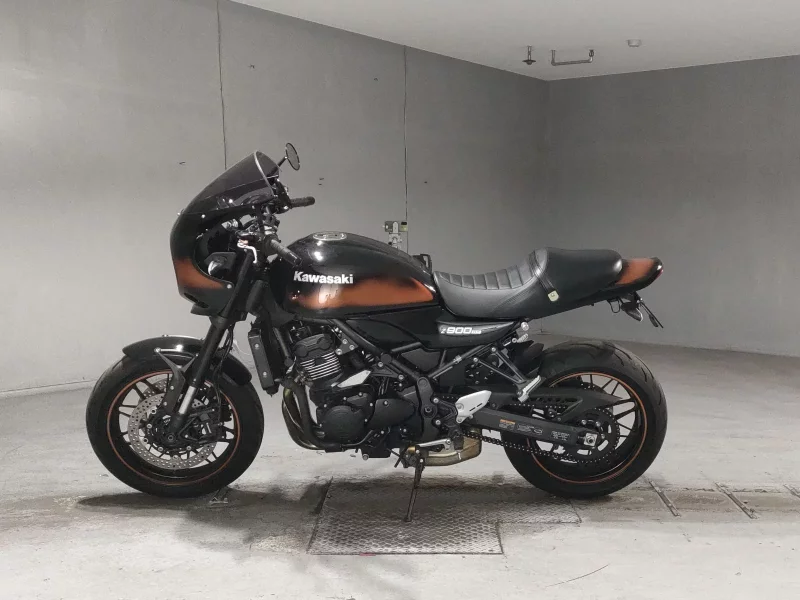 Kawasaki Z900RSKAFE