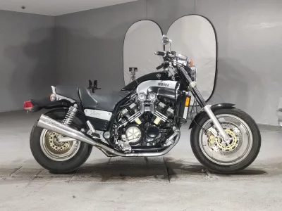 Yamaha V-MAX