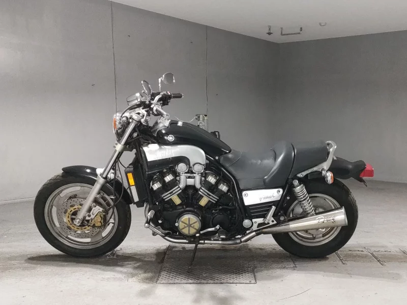 Yamaha V-MAX