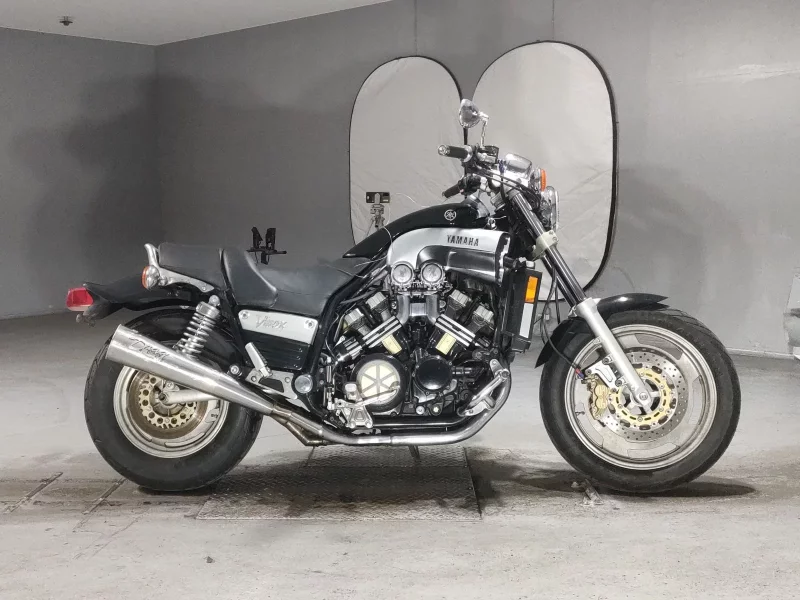 Yamaha V-MAX
