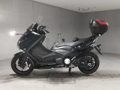 Yamaha T-MAX530