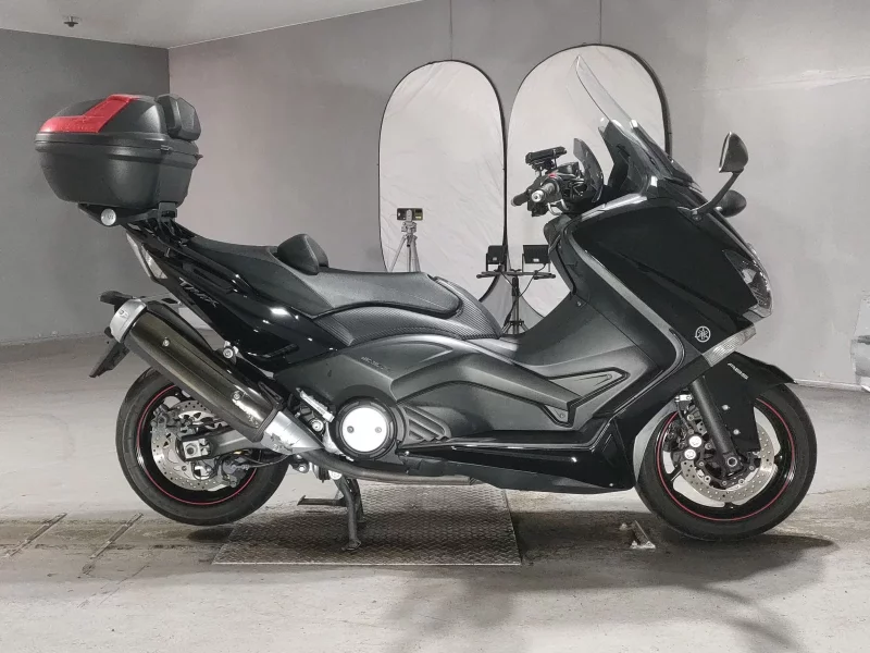 Yamaha T-MAX530