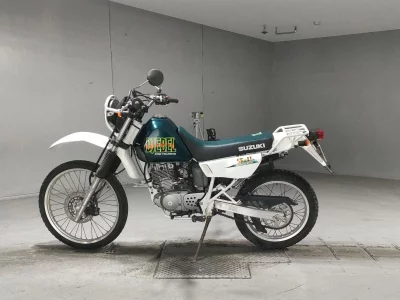 Suzuki DJEBEL200