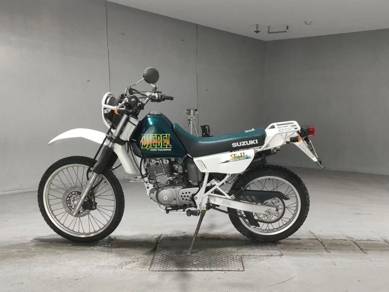 Suzuki DJEBEL200