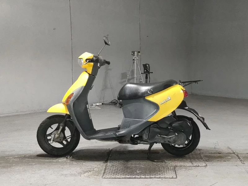 Suzuki LET S4