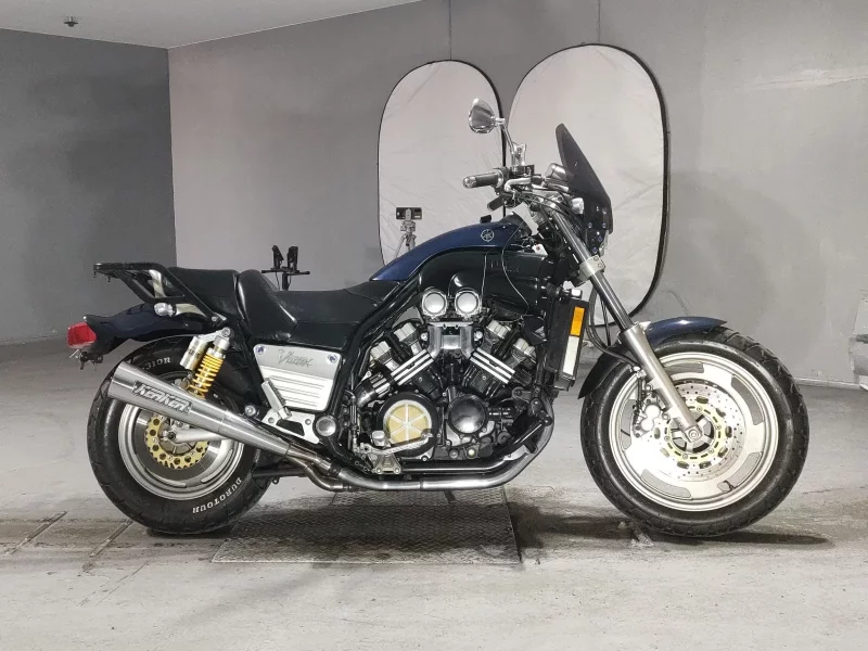 Yamaha V-MAX
