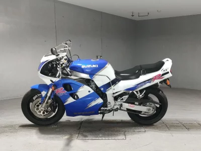 Suzuki GSX-R1100