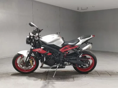 Triumph TRIUMPH STREET TRIPLE