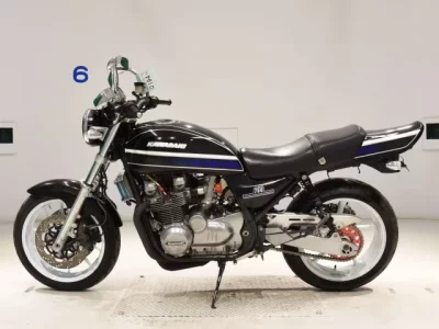 Kawasaki ZEPHYR750  с аукциона в Японии