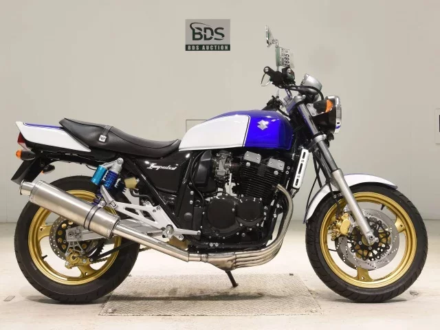 Suzuki GSX400 лот № 2685 оценка 4  с аукциона в Японии