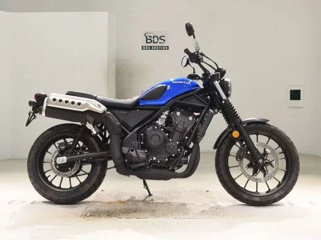 Honda CL500 лот № 5540 оценка 8  с аукциона в Японии