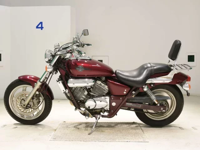 Honda MAGNA 250