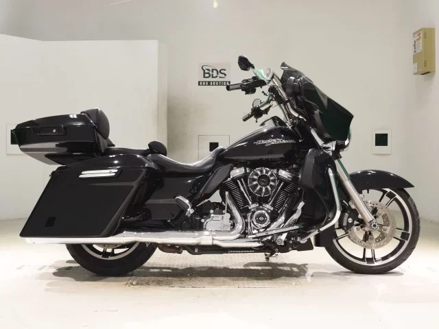 Harley-Davidson HARLEY FLHXS1750 лот № 5201 оценка 5  с аукциона в Японии
