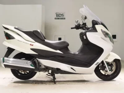 Suzuki SKYWAVE 250M