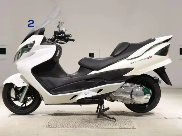 Suzuki SKYWAVE 250M