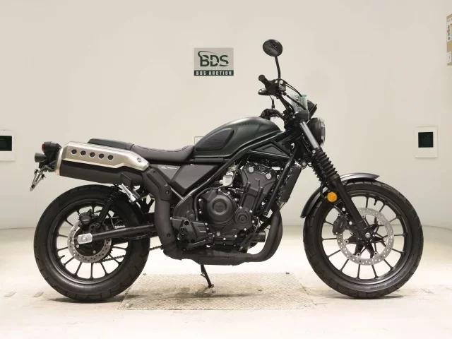 Honda CL500 лот № 7678 оценка 8  с аукциона в Японии