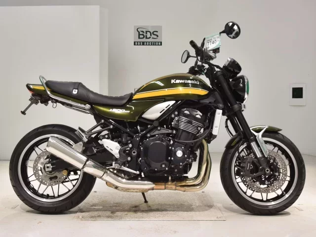 Kawasaki Z900RS лот № 7740 оценка 5  с аукциона в Японии