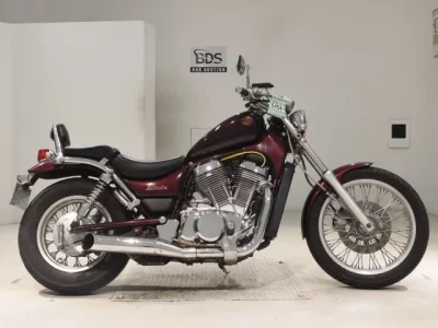 Suzuki INTRUDER 750  с аукциона в Японии