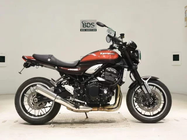 Kawasaki Z900RS лот № 7838 оценка 5  с аукциона в Японии