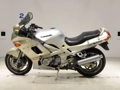 Kawasaki ZZR600  с аукциона в Японии