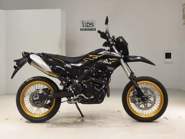 Kawasaki KLX230SM лот № 0307 оценка 6  с аукциона в Японии