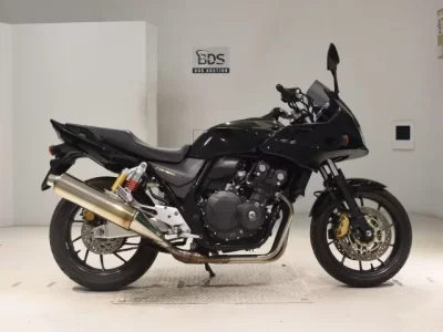 Honda CB400SFV-4 BOLDORABS  с аукциона в Японии