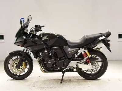 Honda CB400SFV-4 BOLDORABS  с аукциона в Японии