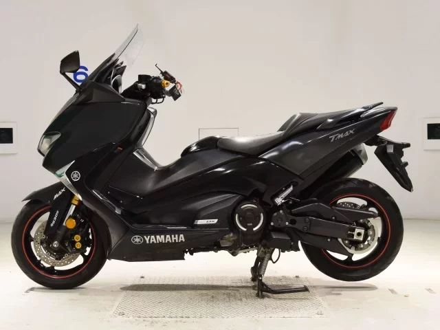 Yamaha T-MAX530DX