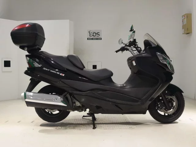 Suzuki SKYWAVE 400S-3 лот № 0381 оценка 5  с аукциона в Японии