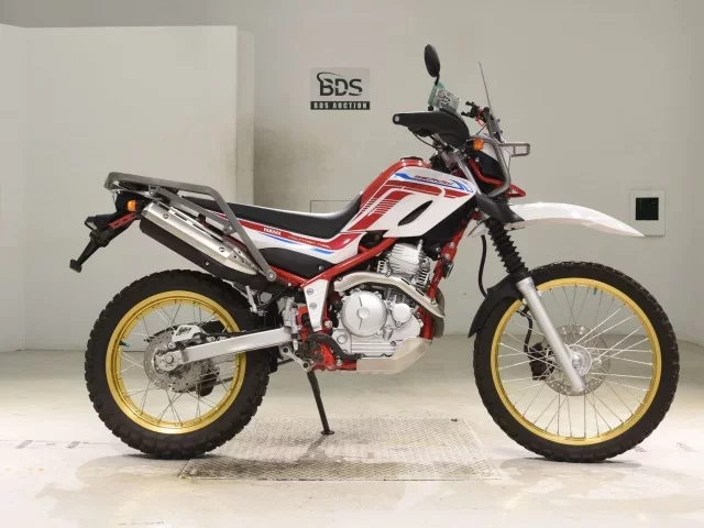 Yamaha SEROW 250-3 лот № 2933 оценка 6  с аукциона в Японии