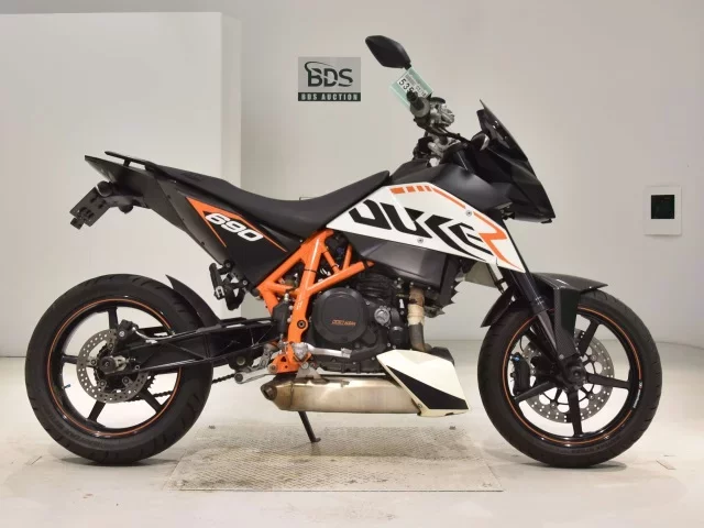 KTM  690 DUKE R лот № 5355 оценка 4  с аукциона в Японии