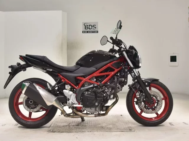 Suzuki SV650A лот № 2727 оценка 5  с аукциона в Японии