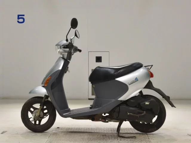Suzuki LET S4