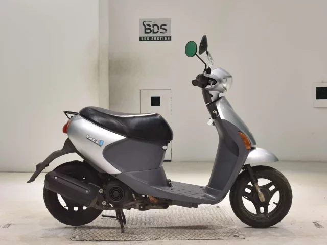 Suzuki LET S4