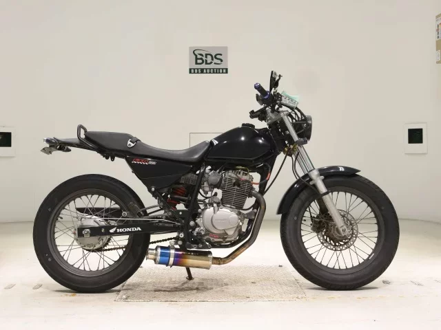 Honda FTR223 лот № 7927 оценка 4  с аукциона в Японии