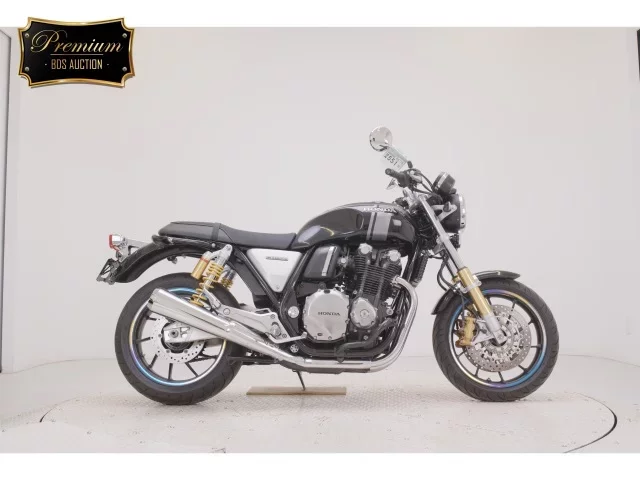 Honda CB1100RS лот № 2551 оценка 6  с аукциона в Японии