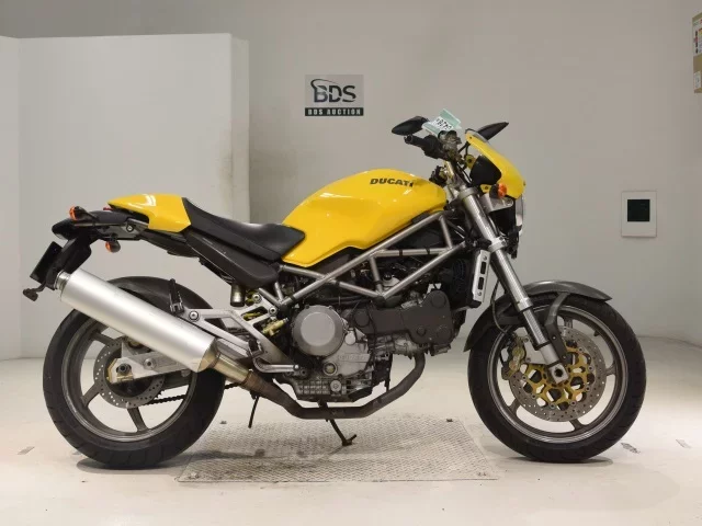 Ducati  MONSTER S4 лот № 0426 оценка 4  с аукциона в Японии