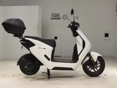 Honda EM1E: