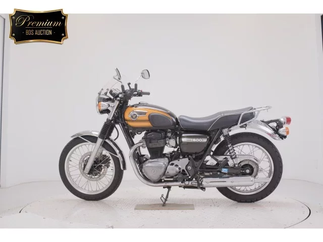 Kawasaki W800