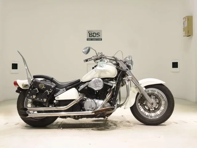 Kawasaki VULCAN400 лот № 7843 оценка 4  с аукциона в Японии