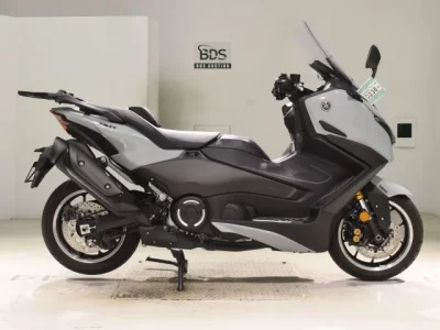 Yamaha T-MAX560T