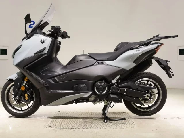 Yamaha T-MAX560T